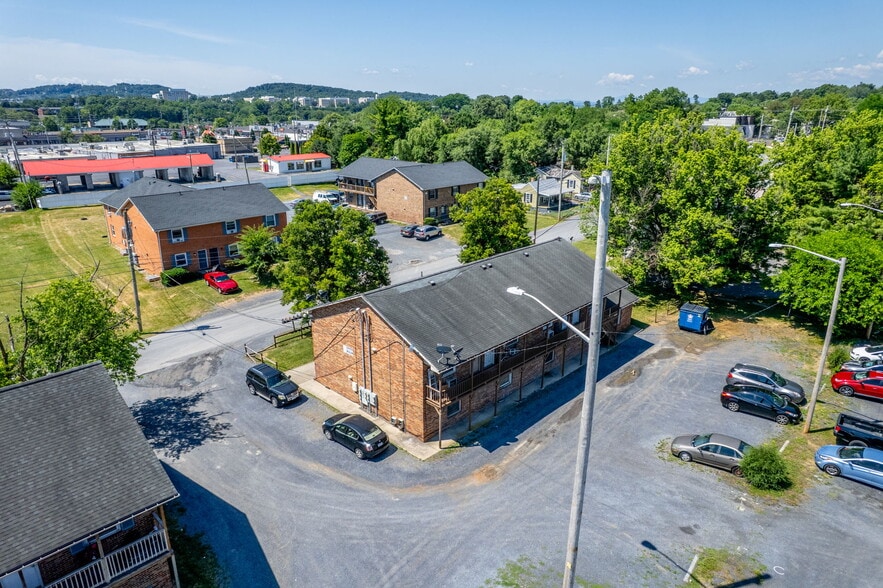 600 Norwood St, Harrisonburg, VA for sale - Building Photo - Image 2 of 10