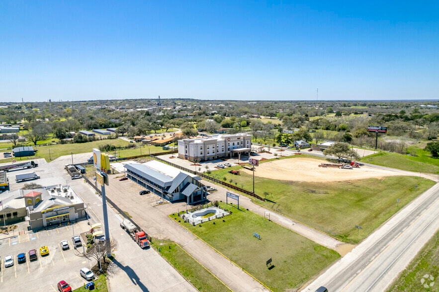 310 E I 10 Frontage Rd, Flatonia, TX for sale - Aerial - Image 2 of 13