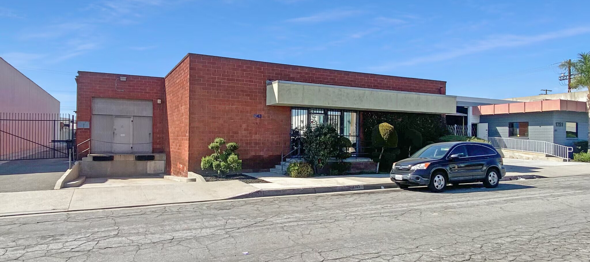 1743 N Floradale St, South El Monte, CA à vendre Photo du bâtiment- Image 1 de 1