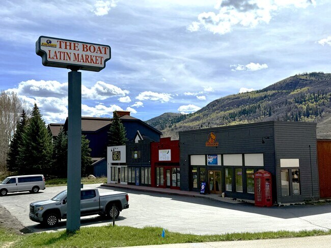Plus de détails pour 675 S Lincoln Ave, Steamboat Springs, CO - Commerce de détail à louer