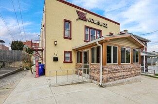 Plus de détails pour 22 New Holland ave, Shillington, PA - Sports et divertissement à vendre