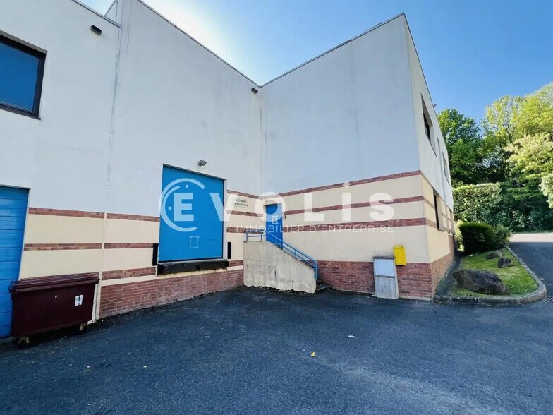 65 Avenue Du General De Gaulle, Champs-sur-Marne for lease - Building Photo - Image 3 of 10