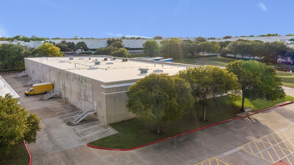 8606-9101 Wall St, Austin, TX for lease - Building Photo - Image 3 of 6