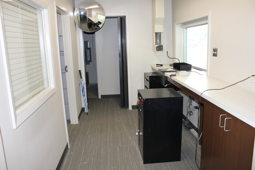 27373 Highway 42, Springfield, LA à louer - Photo du bâtiment - Image 3 de 11