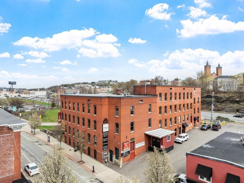 65 Water St, Worcester, MA for lease - Building Photo - Image 1 of 1