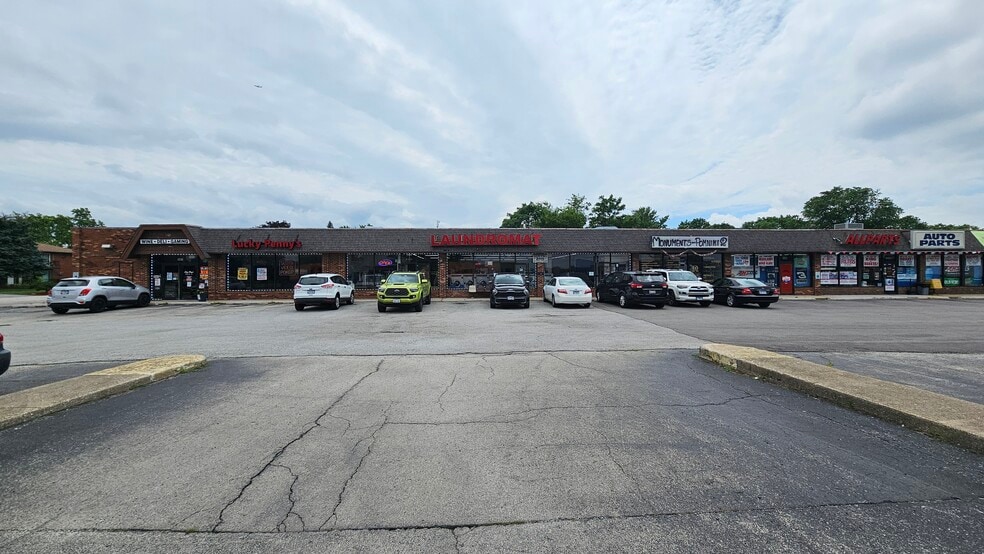 8401-8425 W 79th St, Justice, IL for sale - Building Photo - Image 3 of 3