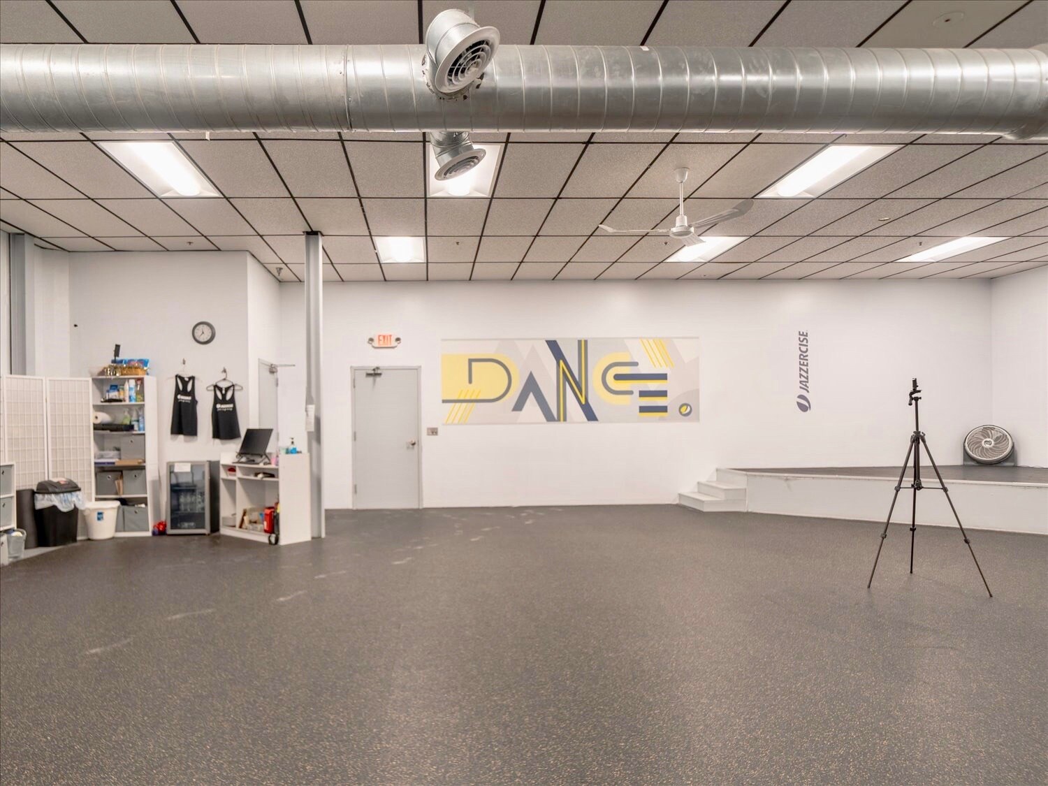 465 W Commercial St, East Rochester, NY for lease Interior Photo- Image 1 of 5