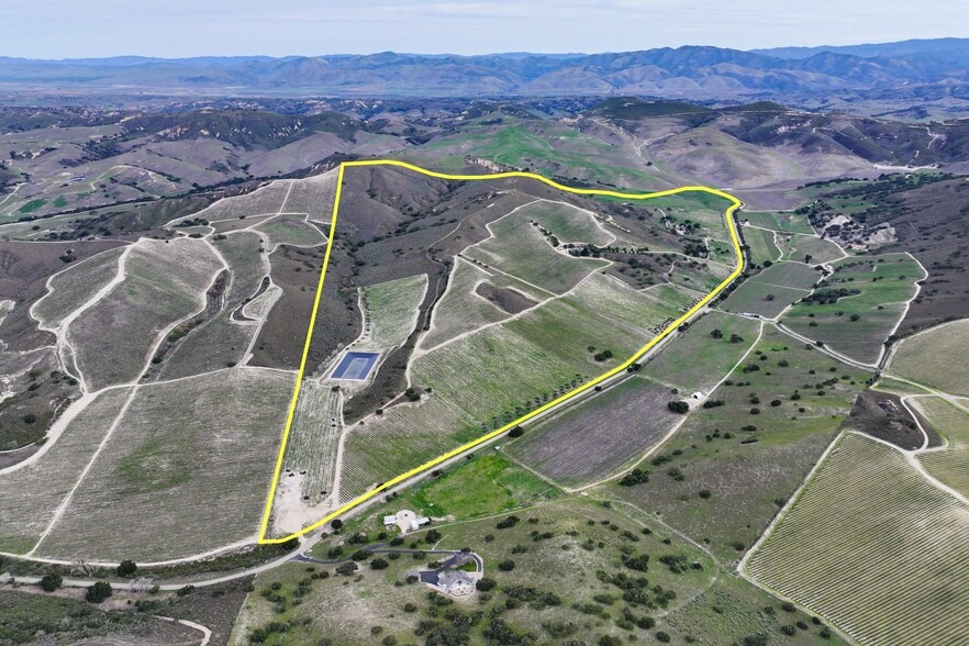 7903 Cat Canyon rd, Los Alamos, CA à vendre - Photo principale - Image 1 de 24