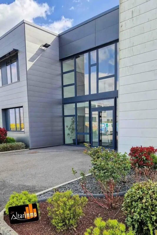 Office in Nogent-le-Phaye for sale Building Photo- Image 1 of 6
