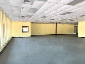 8707-8771 Temple Terrace Hwy, Temple Terrace, FL for lease Building Photo- Image 1 of 5