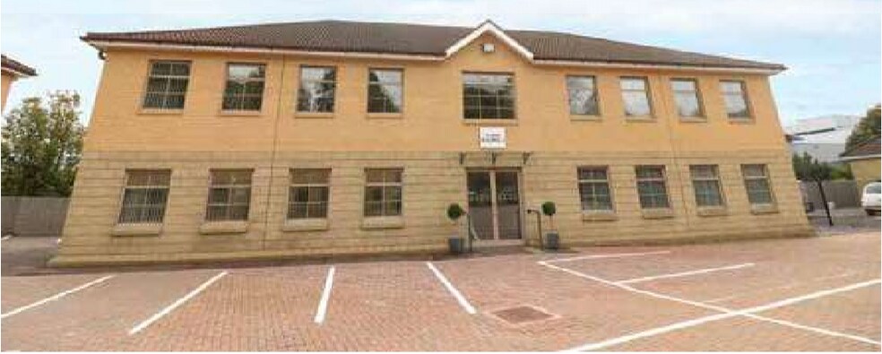 1 Antrim Rd, Lisburn à louer - Photo principale - Image 1 de 2