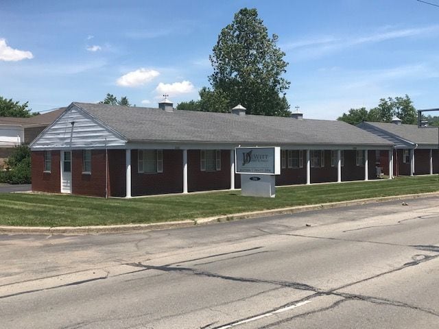 2106 W Mcgalliard Rd, Muncie, IN for lease - Primary Photo - Image 1 of 11