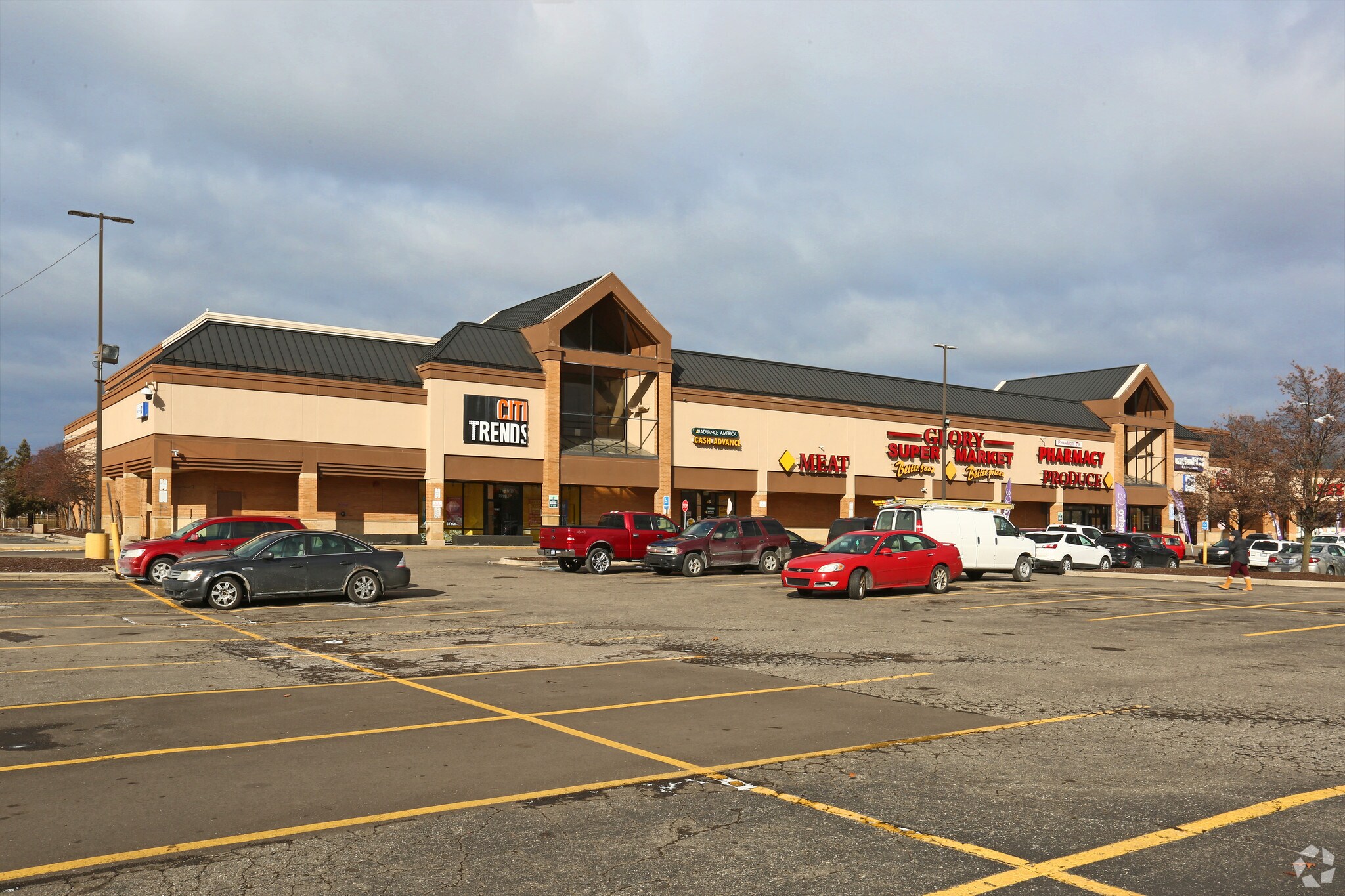 7900-8000 Outer Rd, Detroit, MI for lease Building Photo- Image 1 of 10