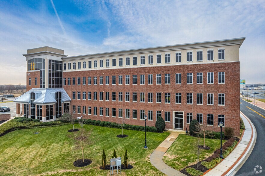750 Shipyard Dr, Wilmington, DE à louer - Photo du bâtiment - Image 2 de 5