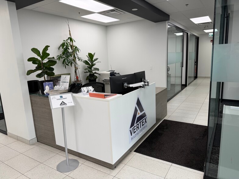 10645 74th St SE, Calgary, AB for lease - Building Photo - Image 3 of 6