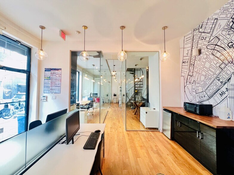 362 Bedford Ave, Brooklyn, NY à louer - Photo intérieure - Image 3 de 22