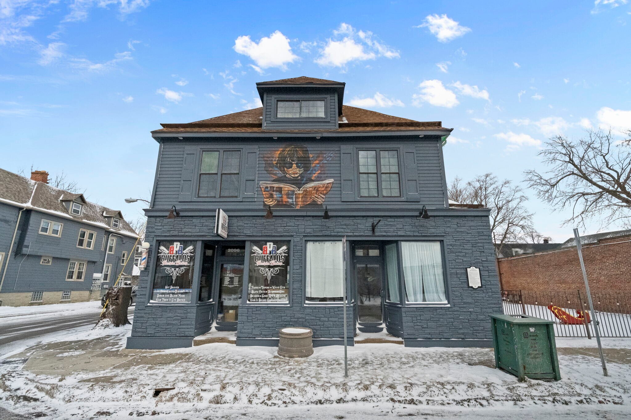 2096 Seneca St, Buffalo, NY à vendre Photo principale- Image 1 de 13