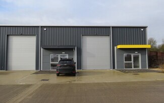 Plus de détails pour Kingston Park, Old Fletton - Industriel à louer