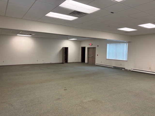 631 Lamberd Ave, Johnstown, PA for sale - Building Photo - Image 2 of 7