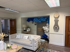 203 Woodpark Pl, Woodstock, GA for lease Interior Photo- Image 2 of 20