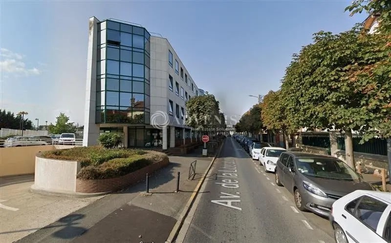 Office in Melun for lease Building Photo- Image 1 of 2