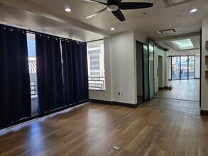 240 1st Ave S, Saint Petersburg, FL à vendre Photo intérieure- Image 2 de 16