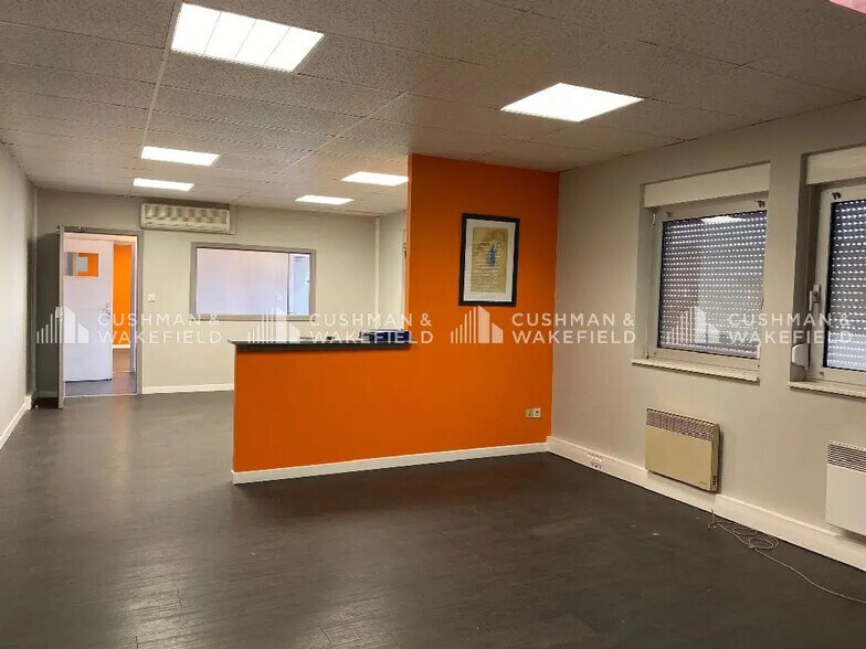 Flex in GEISPOLSHEIM for lease - Interior Photo - Image 3 of 9