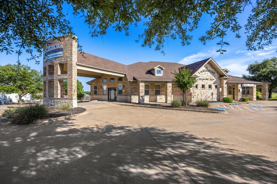 1305 Paluxy Rd, Granbury, TX à vendre - Photo du bâtiment - Image 3 de 49