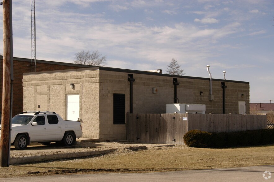 11N024 Rippburger Rd, Plato Center, IL à louer - Photo du bâtiment - Image 2 de 6