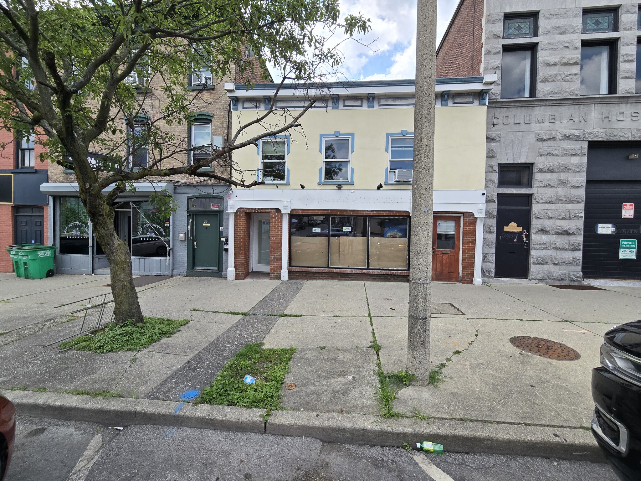 253 Broadway, Newburgh, NY for sale Primary Photo- Image 1 of 1