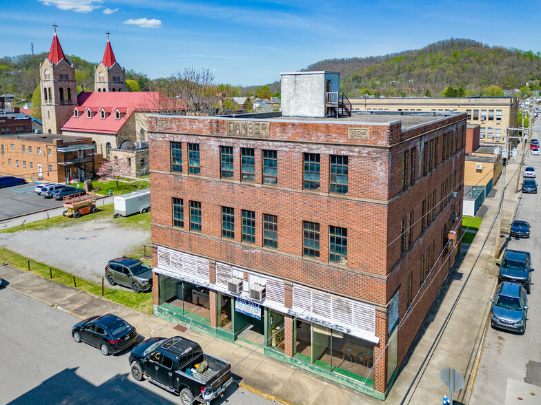 237 Second st, Weston, WV for sale - Building Photo - Image 3 of 23