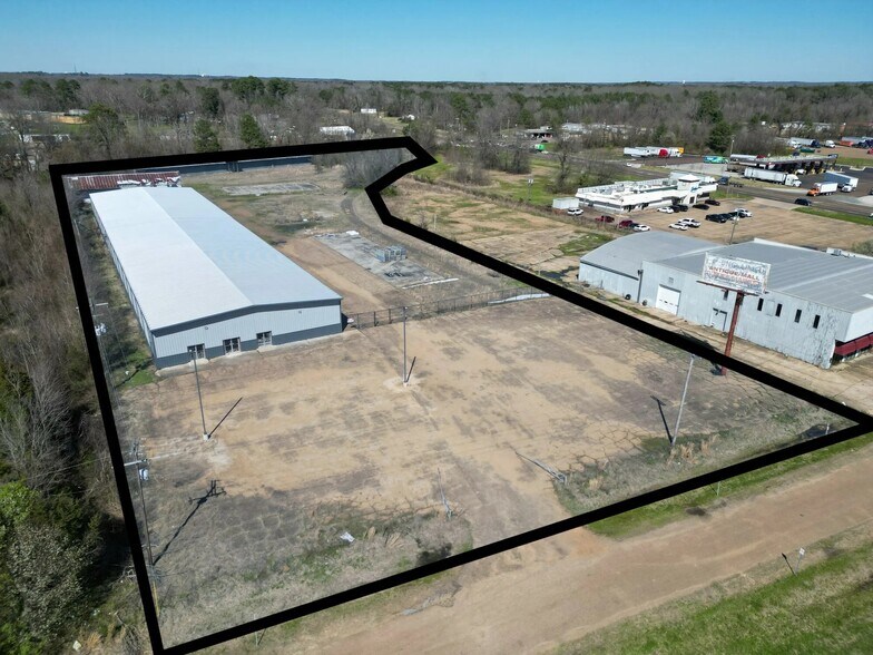 710 Us-80, Flowood, MS à louer - Photo du bâtiment - Image 2 de 13