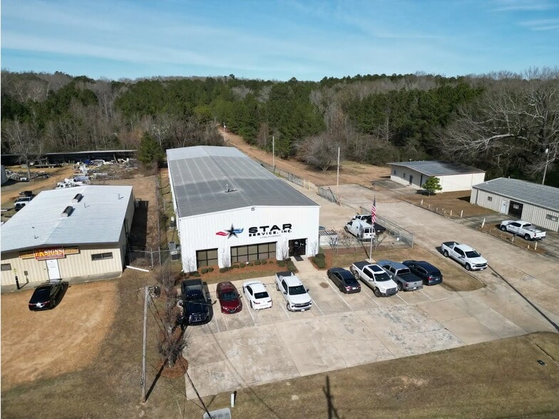 328 Elton Rd, Jackson, MS for sale - Primary Photo - Image 1 of 4