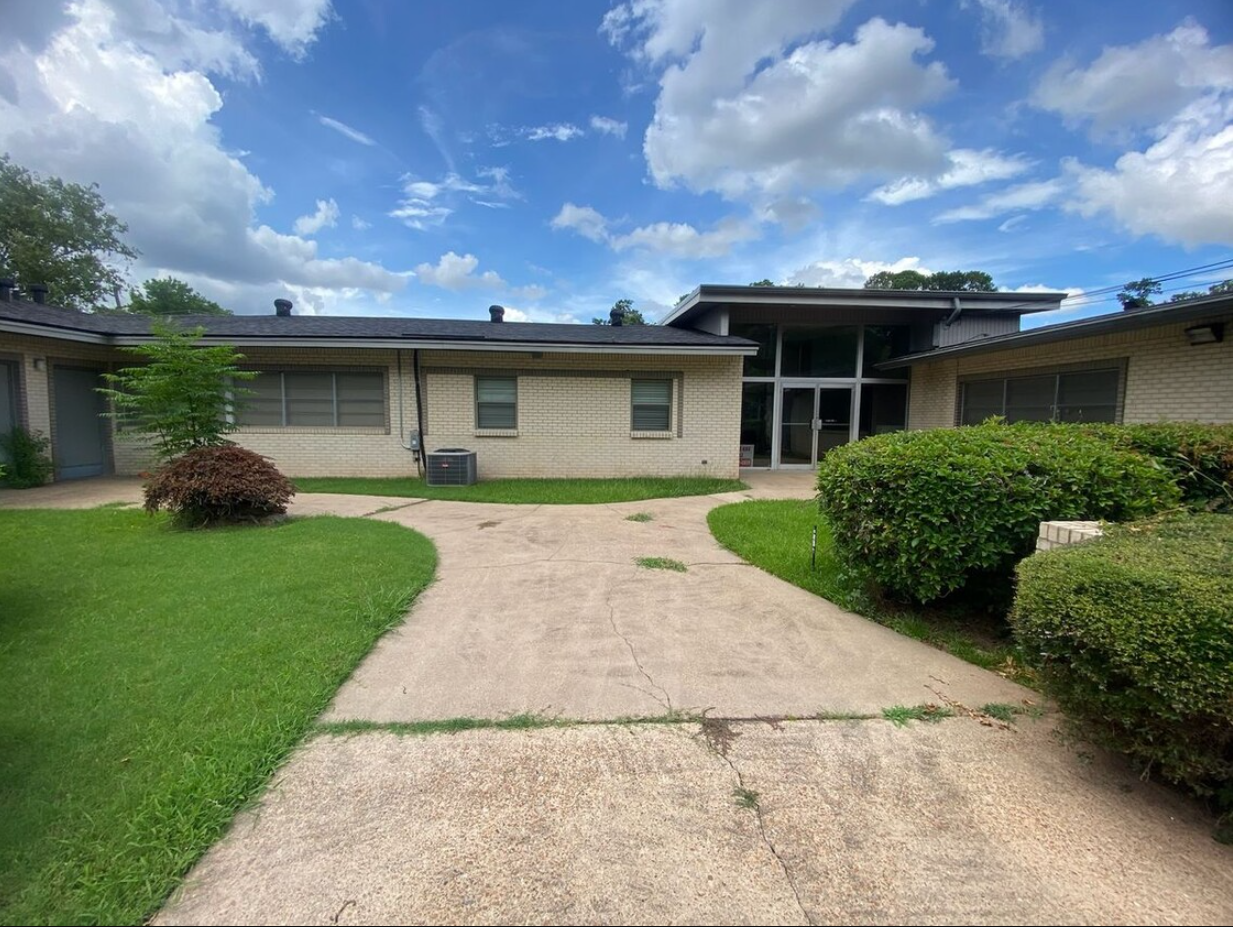 333-335 Southfield Rd, Shreveport, LA for lease Building Photo- Image 1 of 50