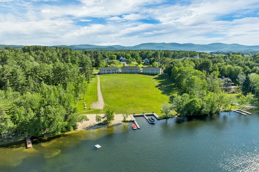 280 S Main St, Wolfeboro, NH à vendre - Photo du bâtiment - Image 2 de 25