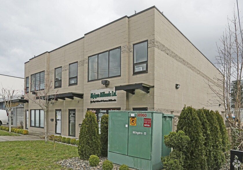 7156 Gilley Ave, Burnaby, BC for lease - Building Photo - Image 3 of 9
