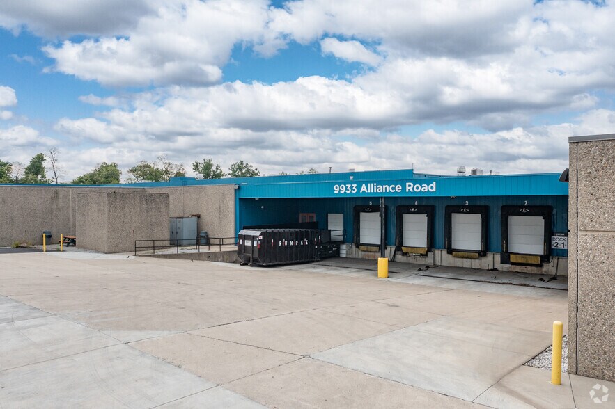 9933 Alliance Rd, Blue Ash, OH à vendre - Photo du bâtiment - Image 3 de 4