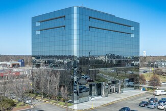 Plus de détails pour 666 Old Country Rd, Garden City, NY - Coworking à louer