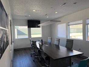 1086 N 450 W, Springville, UT for lease Interior Photo- Image 1 of 6