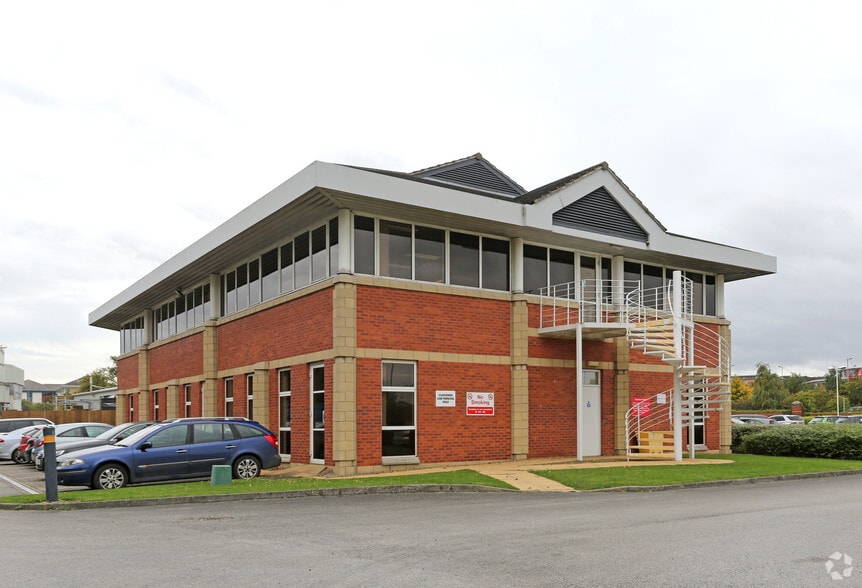 Pioneer Clos, Rotherham for lease - Building Photo - Image 2 of 4