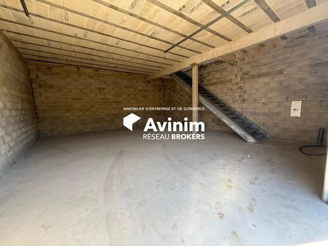 Industrial in Cormeilles-en-Parisis for sale Interior Photo- Image 1 of 5