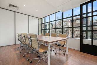 2 Domville Ave, Hawthorn for lease Interior Photo- Image 2 of 6