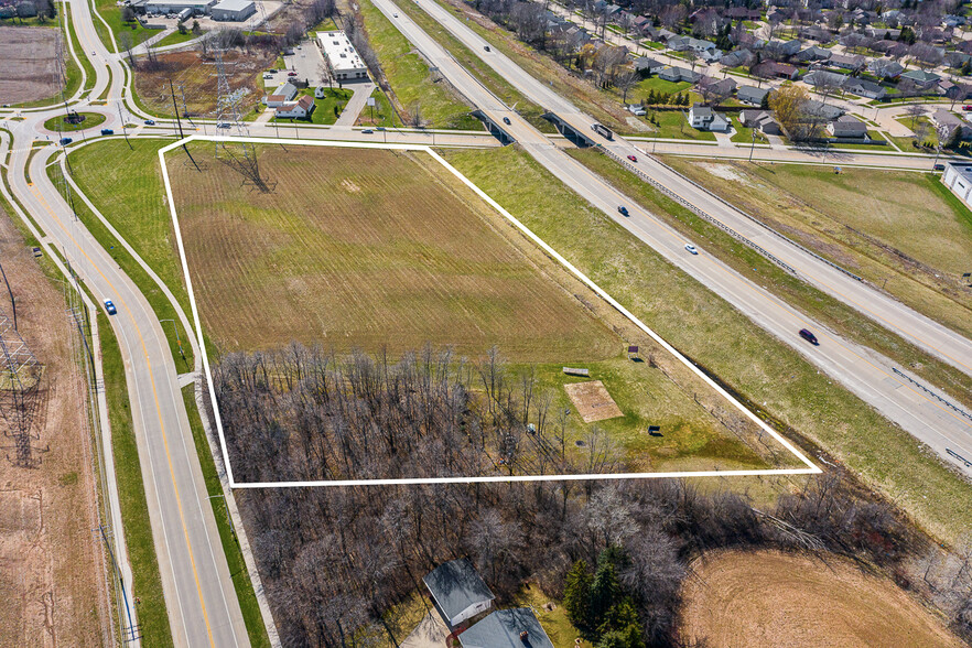 Plank Rd, Appleton, WI à vendre - Photo du b timent - Image 1 de 23