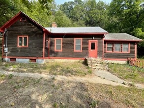 79 Route 32, North Franklin, CT for lease Interior Photo- Image 1 of 12