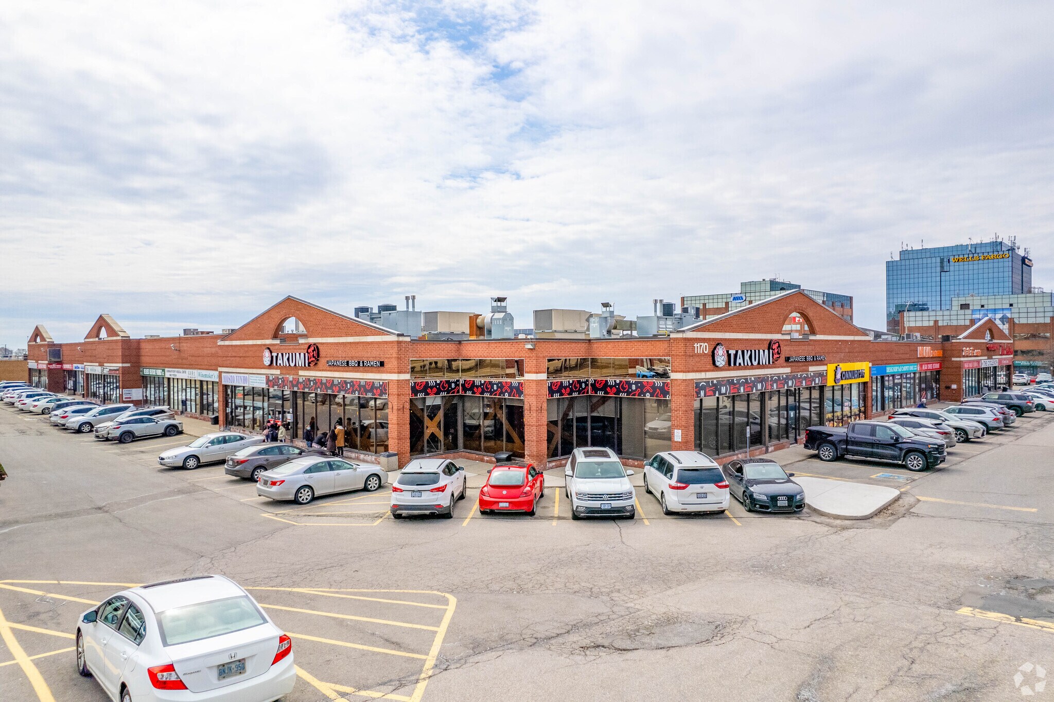 1170 Burnhamthorpe Rd W, Mississauga, ON à vendre Photo principale- Image 1 de 1