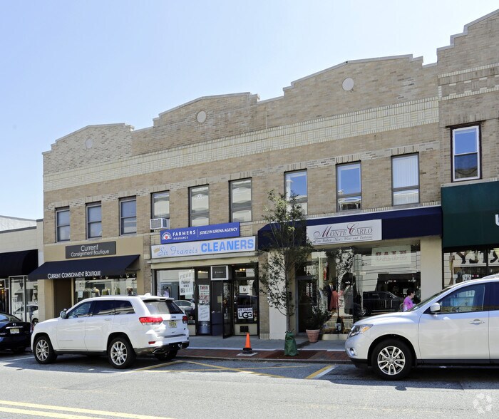 135 Westwood Ave, Westwood, NJ à vendre - Photo du bâtiment - Image 2 de 12