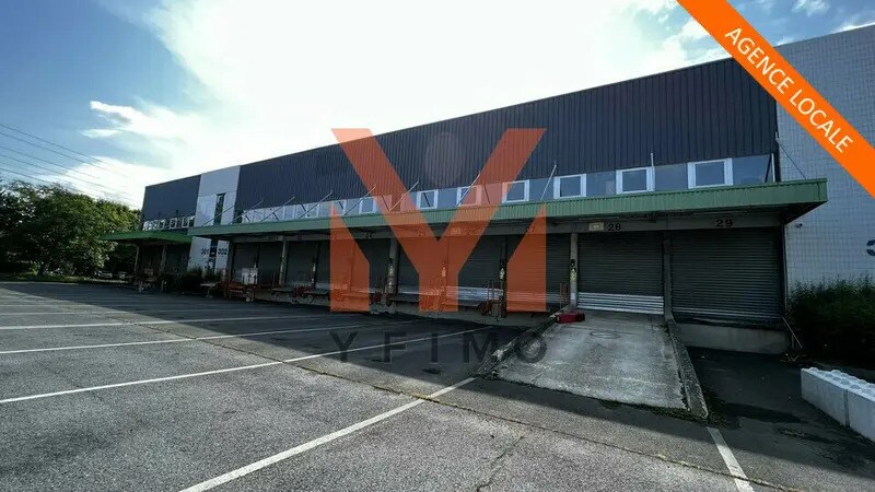 Industrial in Herblay-sur-Seine for lease - Building Photo - Image 1 of 12