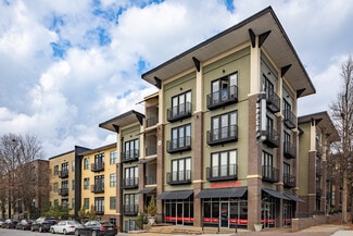 Plus de détails pour 5300 Peachtree Rd, Chamblee, GA - Multi-résidentiel à vendre