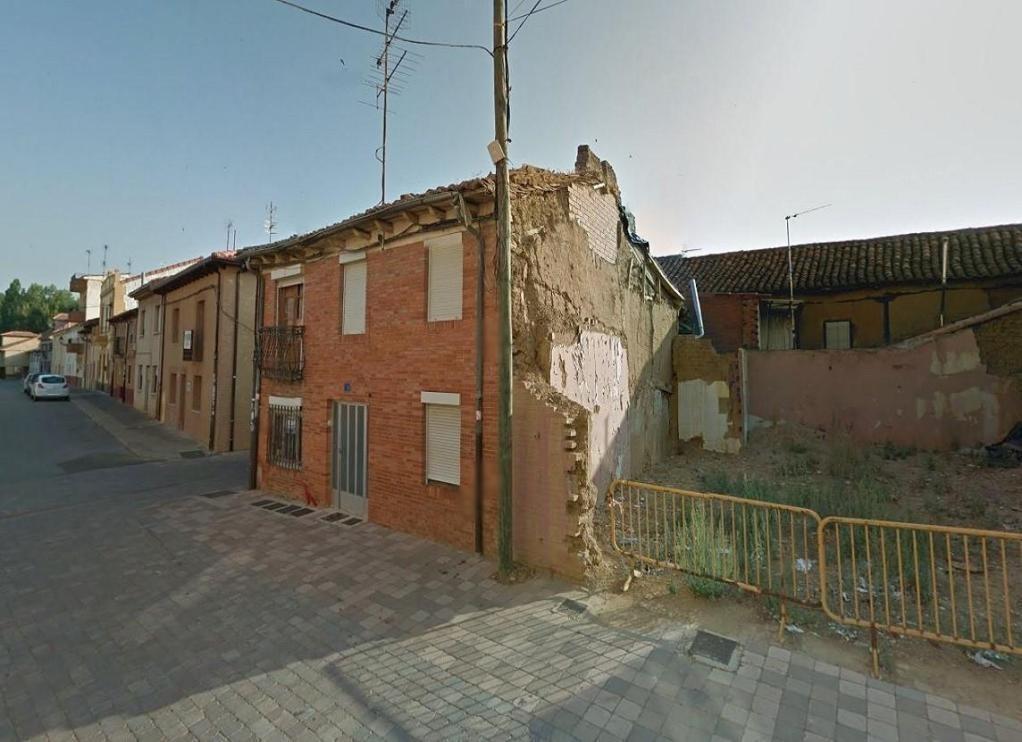 Calle Tenada, 30, Mansilla de las Mulas, León for sale Primary Photo- Image 1 of 5