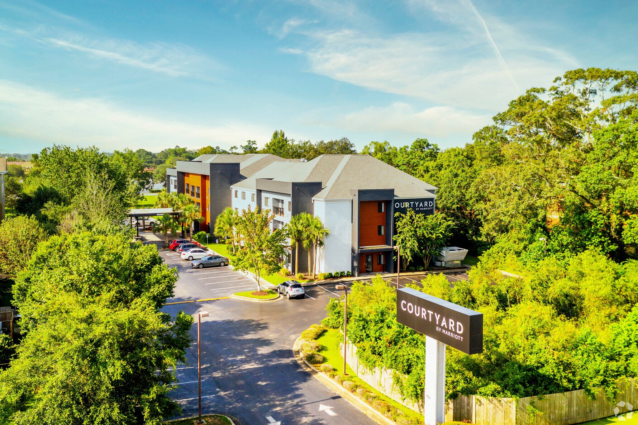 451 Creighton Rd, Pensacola, FL for sale Primary Photo- Image 1 of 21